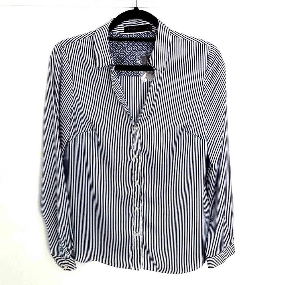 NWT THE LIMITED NAVY BLUE STRIPED SHIRT SZ M